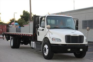 2015 Freightliner M2 106