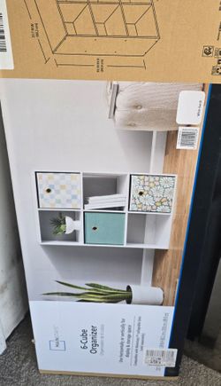 Cube organizer