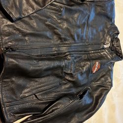 Harley-Davidson Leather Jacket (Mens Medium)