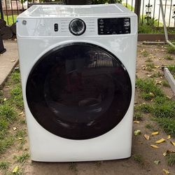 7.8 cu. ft. Smart Front Load Electric Dryer in White