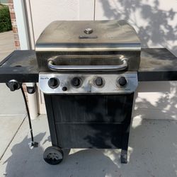 Charbroil Performance Grill w/sideburner