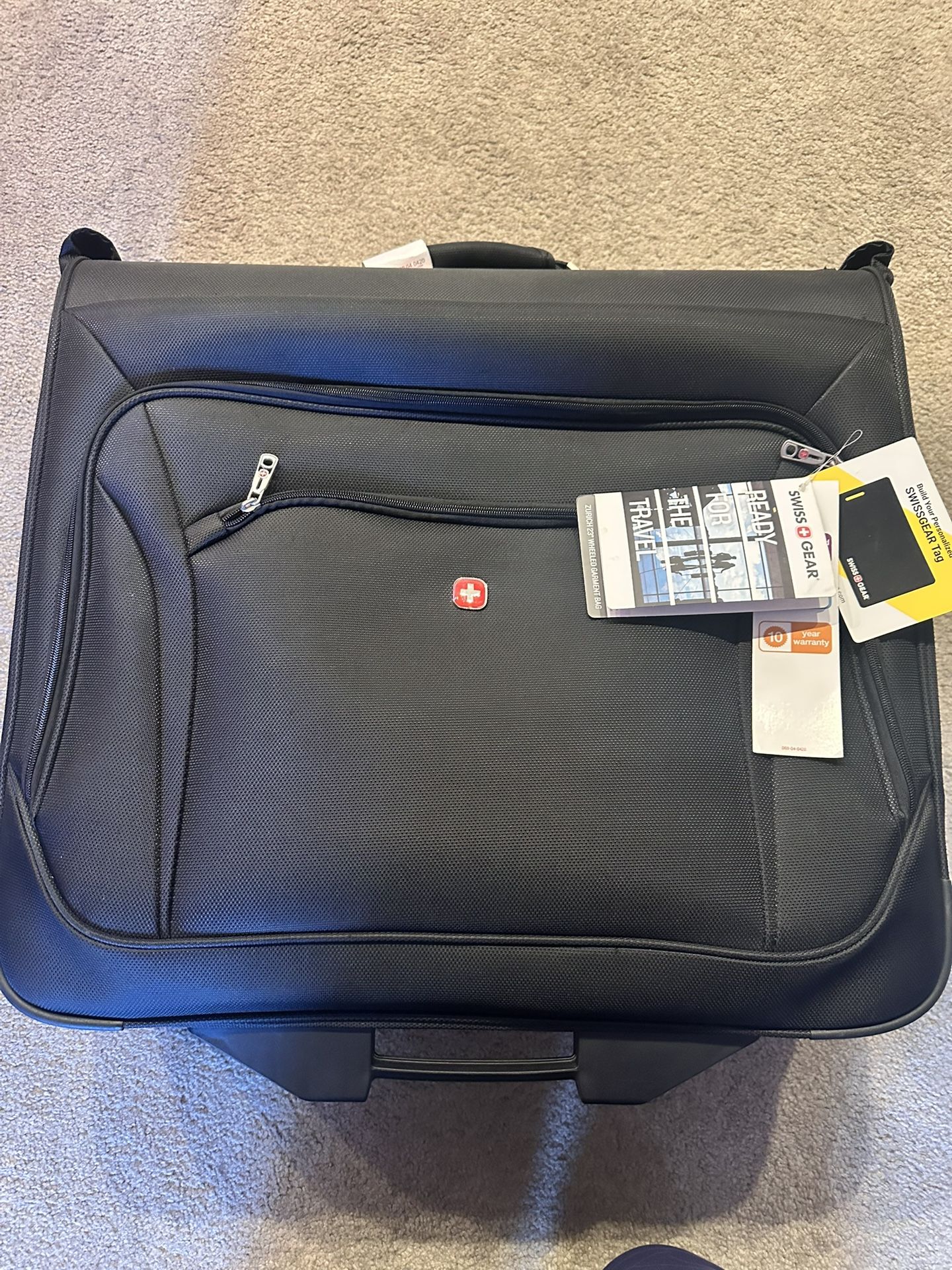 Swiss Gear Rolling Garment Luggage Suitcase (New)