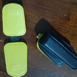 2 Pc Magnetic Foldable Sunglasses Holder 