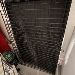 Medium Great Condition Dog Cage For Sale