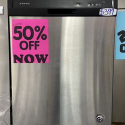 AMANA  STAINLESS STEEL DISHWASHER 