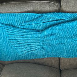 Blue Mermaid Blanket