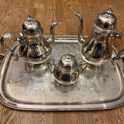 Georgian Court -  Tea / Coffee Set 