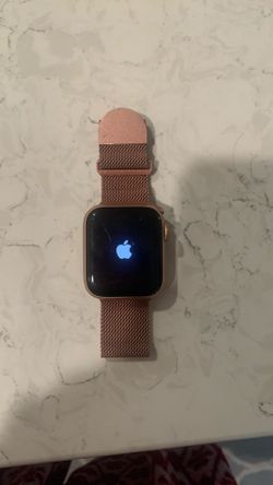 Apple watch series 4 -40mm- Rose