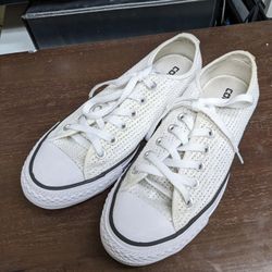 Converse Woman's 7½