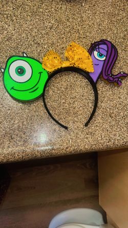 Monsters Inc : Mike Wazowski And Celia Mae Ears