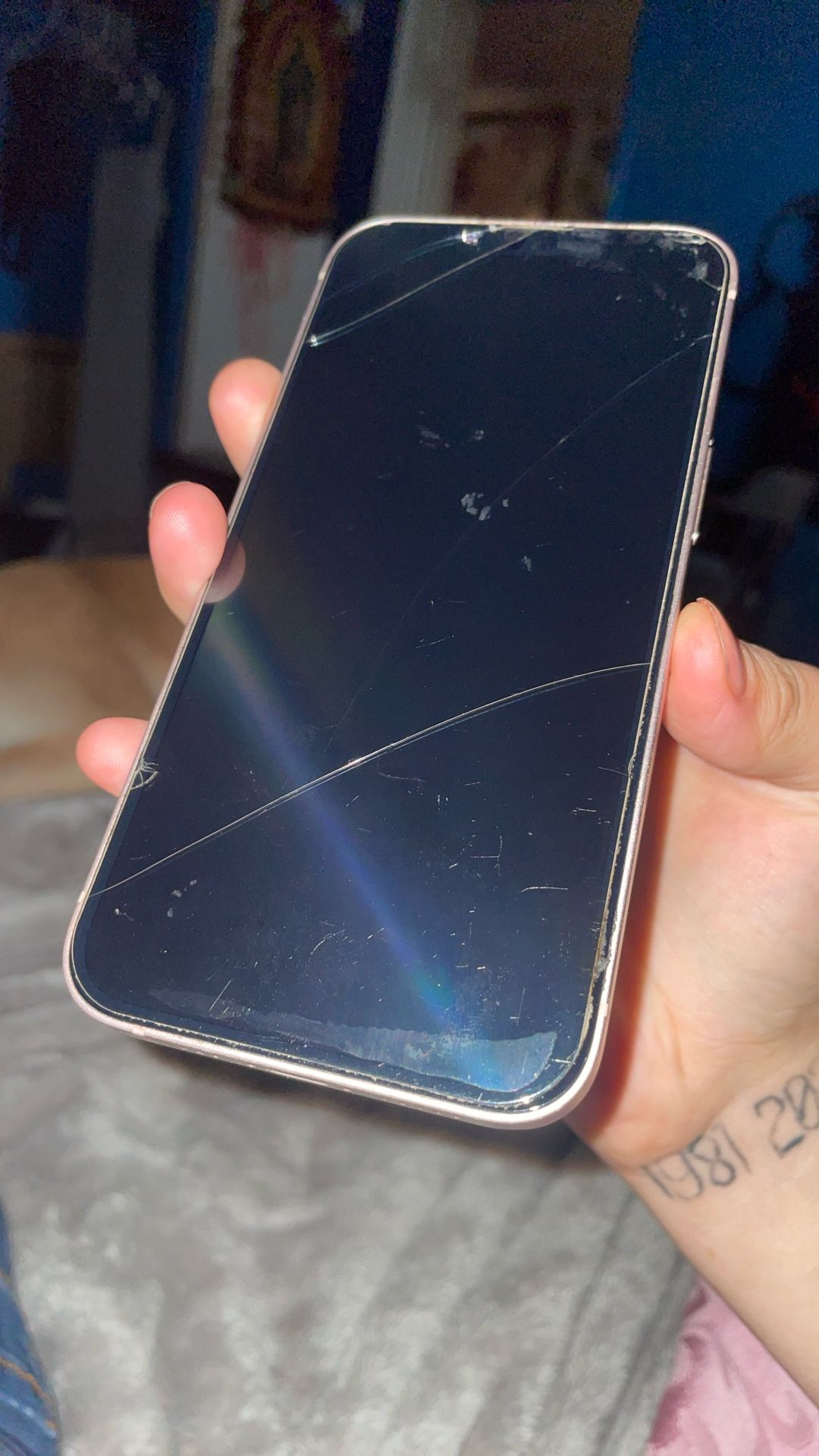 iPhone 13