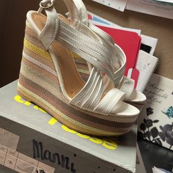  Charlotte Russe