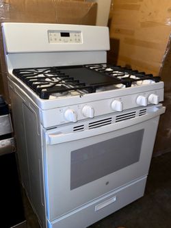 GE Brand new Stov