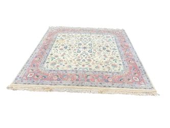 NY: Vintage Floral Area Rug 80” x 93”