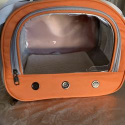 Pet carrier 🐶🐱🐥🐰