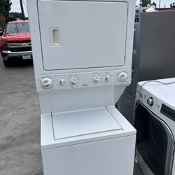 Kenmore Stackable Washer And Dryer “white”