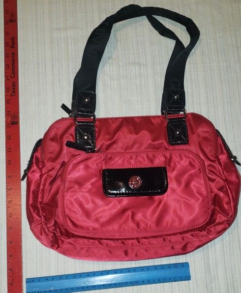 Giani bernini red satin purse with alot of pockets & sections