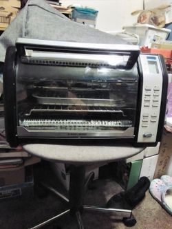 Black & Decker Convection Toaster Oven With Rotisseri