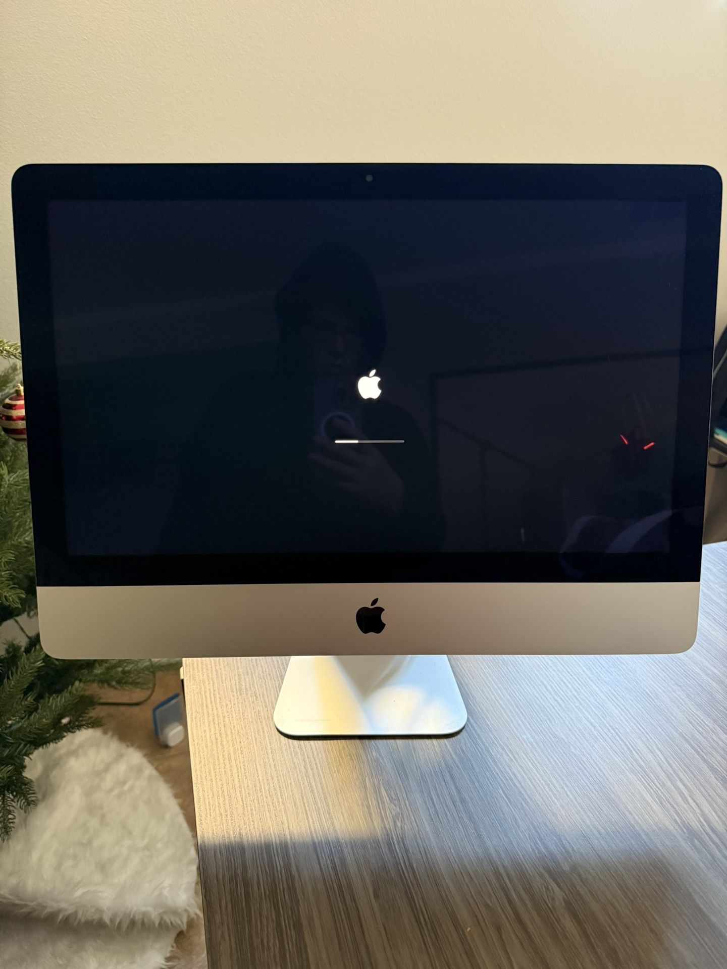 21.5 inch iMac 2017 Intel Core i5