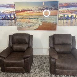 Two(2)  Brown Reclining Lounge Chair ( FREE DELIVERY 🚚)