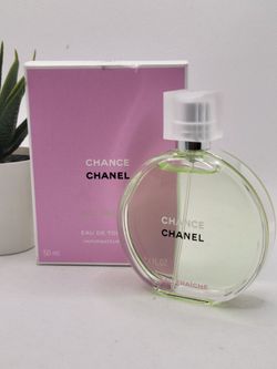 CHANEL
 
CHANCE EAU FRAÎCHE Eau de Toilette 

1.7 fl ⭐️