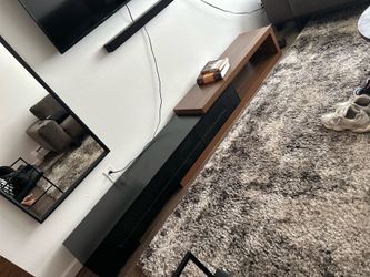 Entertainment center
