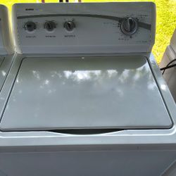 Kenmore washer for sale 200 30 DAY warranty delivery available also do repairs 