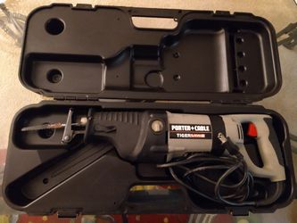 Barely Used Porter Cable Tiger Saw/Sawzall with 2 Blades
