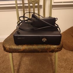 Microsoft Xbox 360 S 250GB Black Console – Excellent Condition – Tested – No Controller