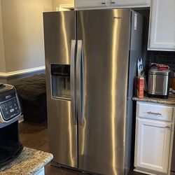 Whirlpool refrigerator
