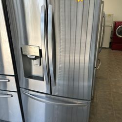 Year 2022 Model 3 Doors Refrigerator 