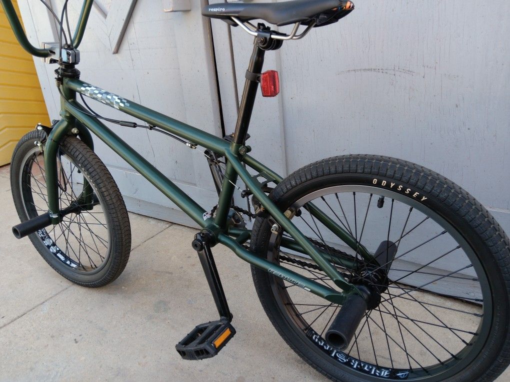 BMX. REDLINE. 20"tires