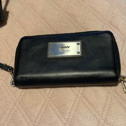 DKNY wallet