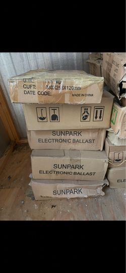 Electronic Ballasts.  100.00 pieces for $100.00
