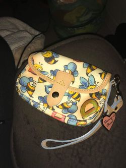 Dooney and bourke wristlet