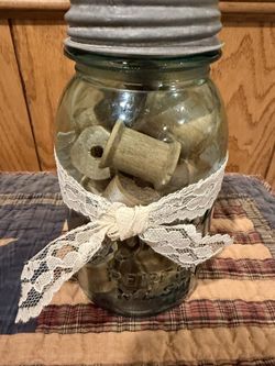 Mason Jar w/spools