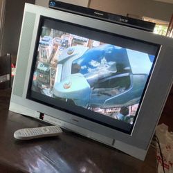 24in Toshiba CRT TV 