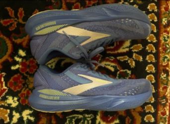 Brooks Adrenaline GTS 24 Size 9.5 Women's