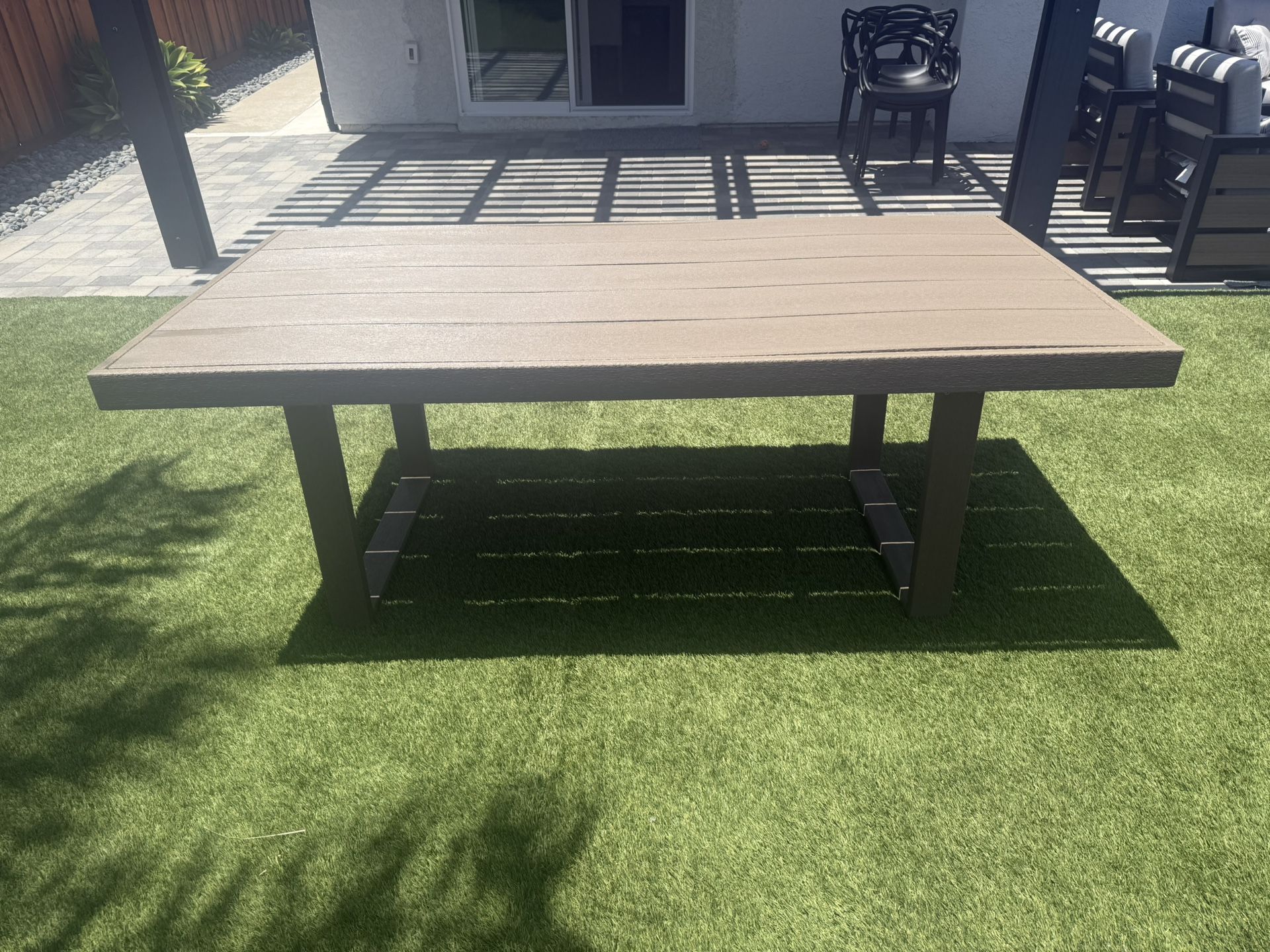POLYWOOD EDGE 40 X 78 DINING TABLE