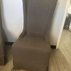 Accent Chairs