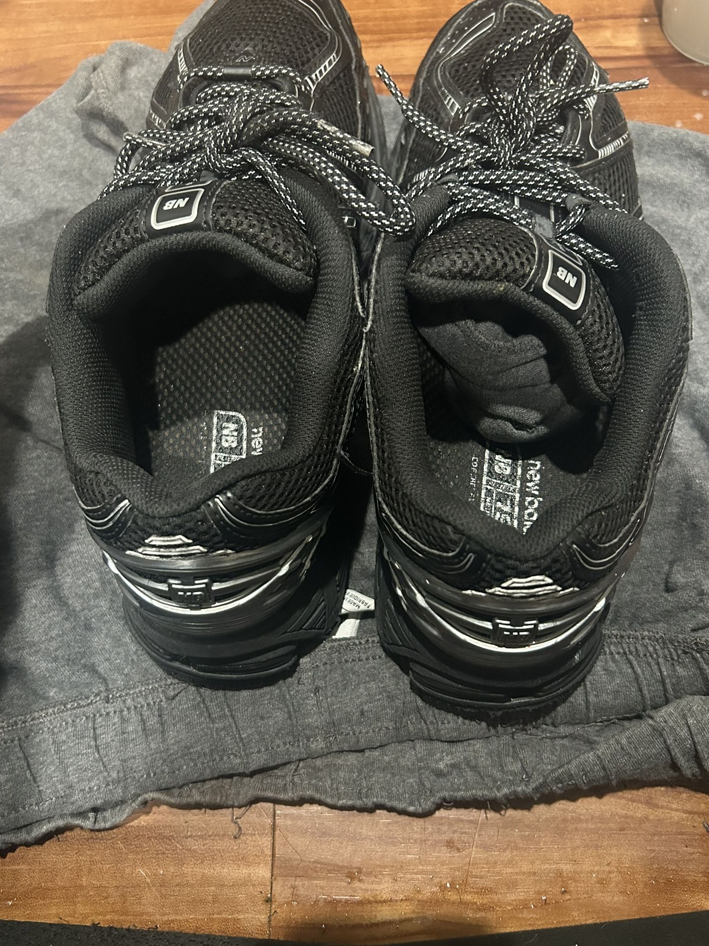 New Balance 1906R