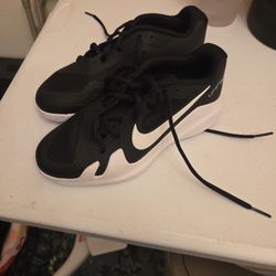 Nike Court Air Zoom Vapor Pro
Black White