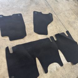 New OEM Mopar All Weather Mat Kit 1st 2nd Row 2019-2024 RAM 2(contact info removed) 8
