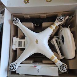 Phantom 3 SE quadcopter drone w328 Model