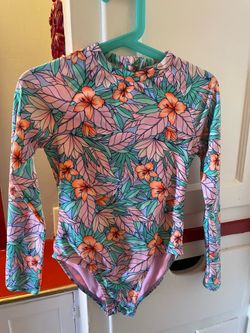 Bundle of 3 girl’s swimsuits size 6