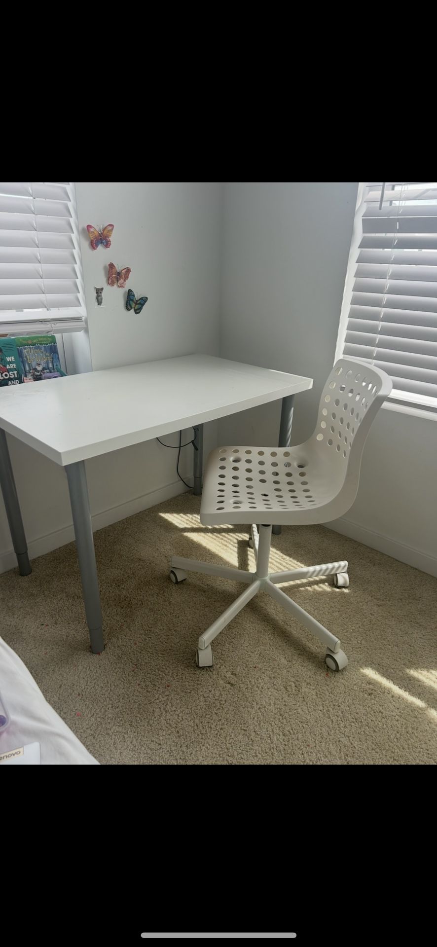 White Set Table and Chair 