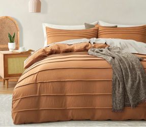 New Pleated Duvet Cover Set, Pumpkin Brown, Queen Wrinkle Texture, Soft & Breathable