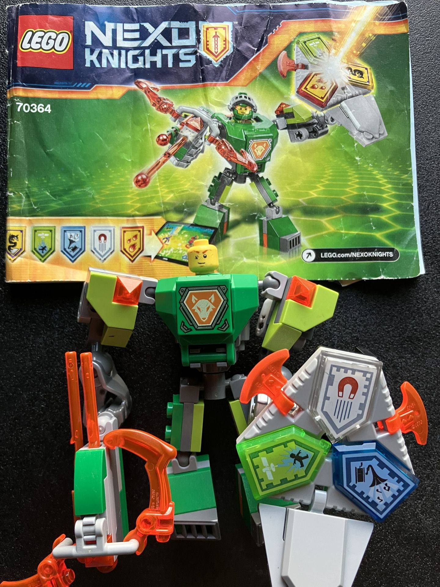 Lego Nexo Knight Aaron Lego Set Nexo Knights Aaron Battle Suit