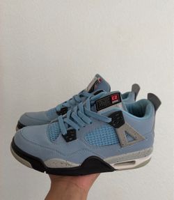 Air Jordan 4 University Blue Sneakers