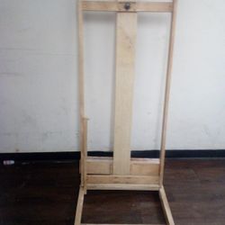  H Frame Easel Life Size